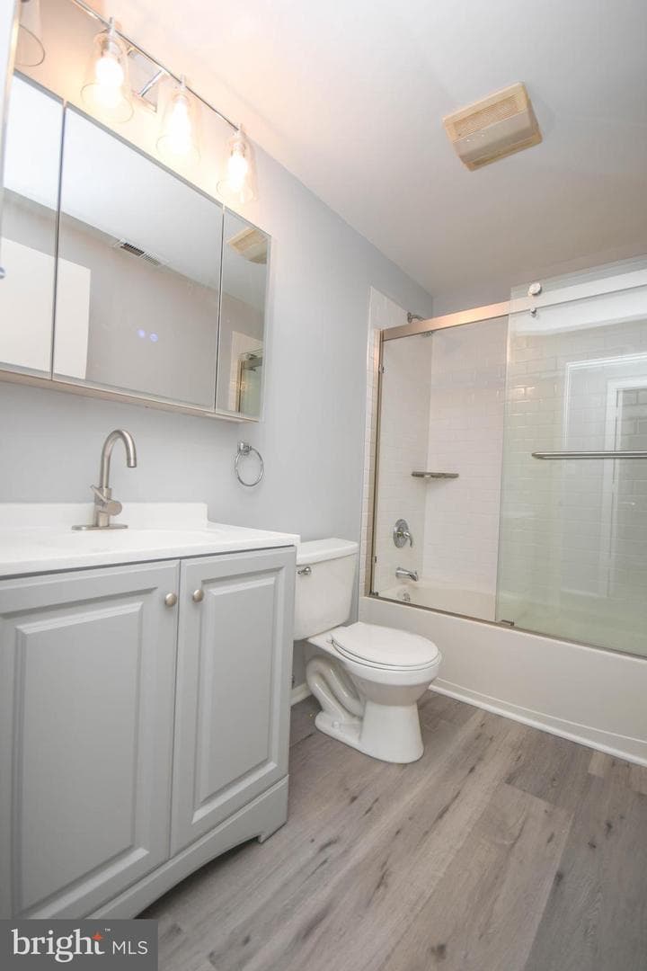 332 Suter Road photo 23