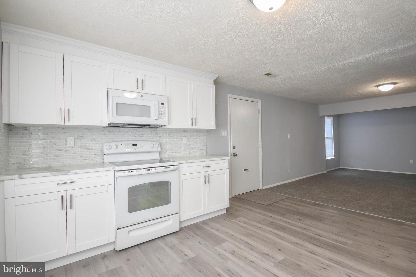 332 Suter Road photo 43