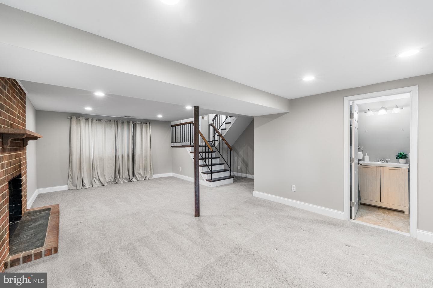 5 White Birch Court photo 19
