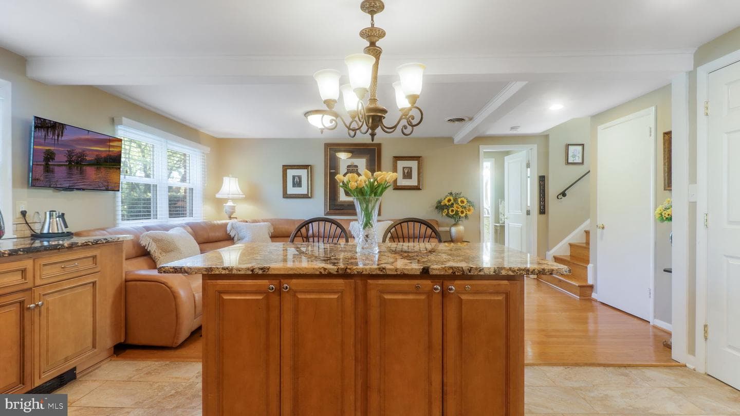 600 Sadler Road photo 10