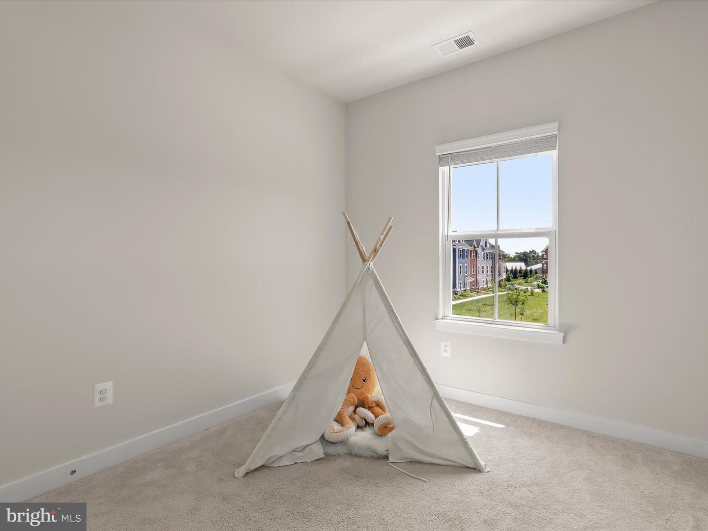 302 Bevington Street photo 26