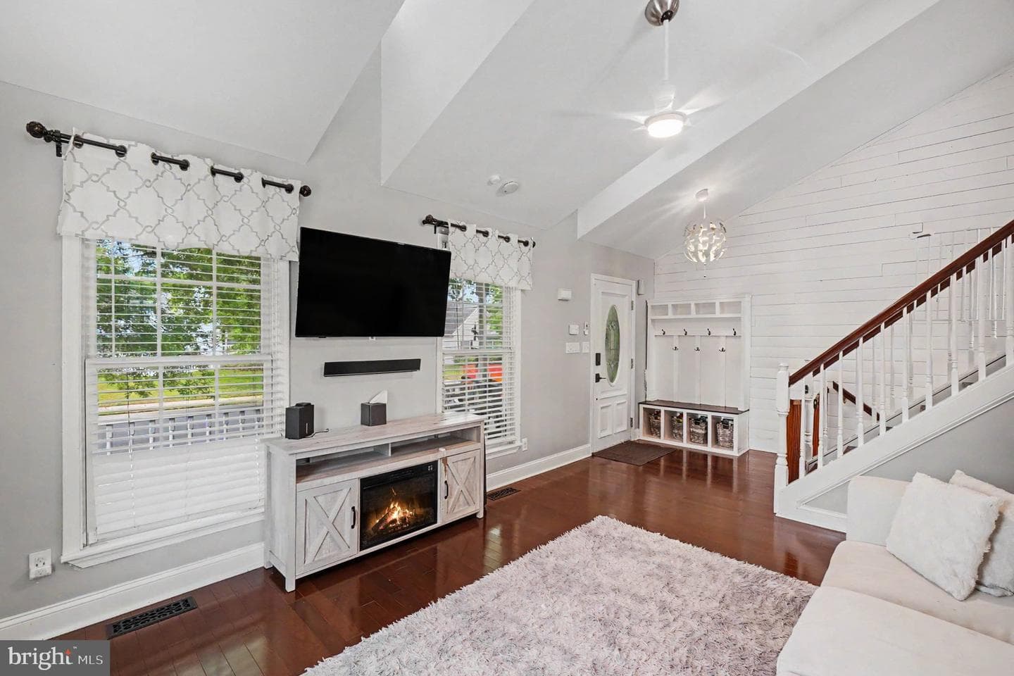 3727 Seneca Garden photo 10