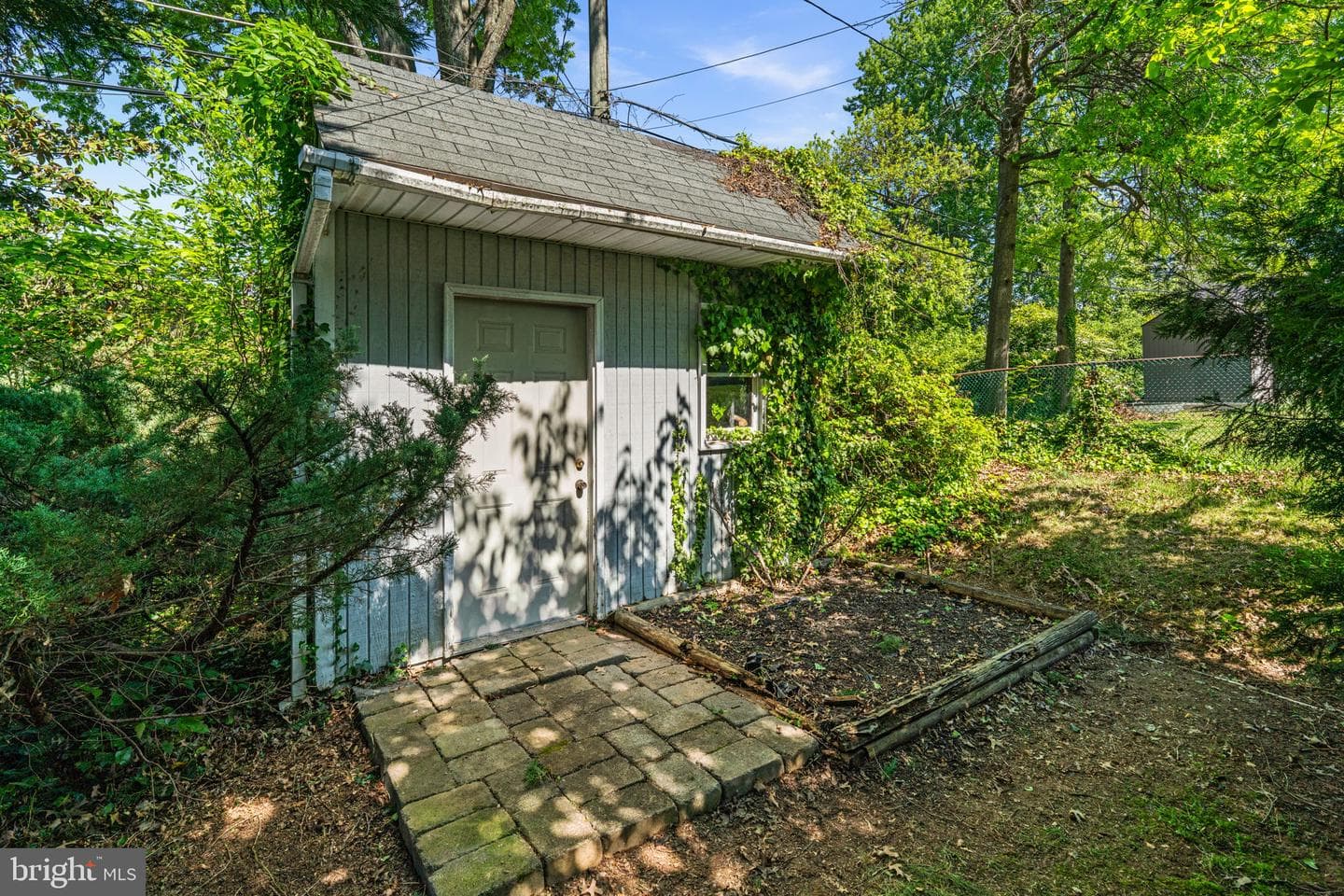 7512 Far Hills Drive photo 40