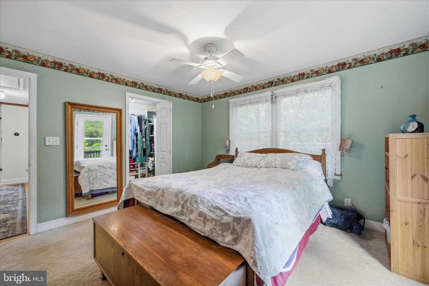 10913 Summit Avenue photo 12