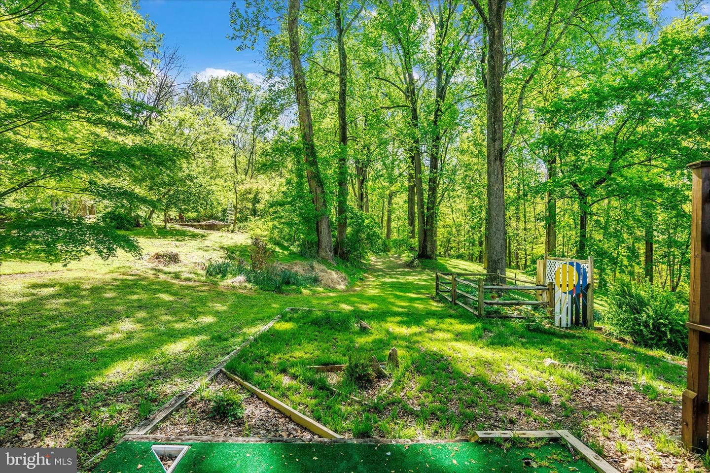 10913 Summit Avenue photo 33