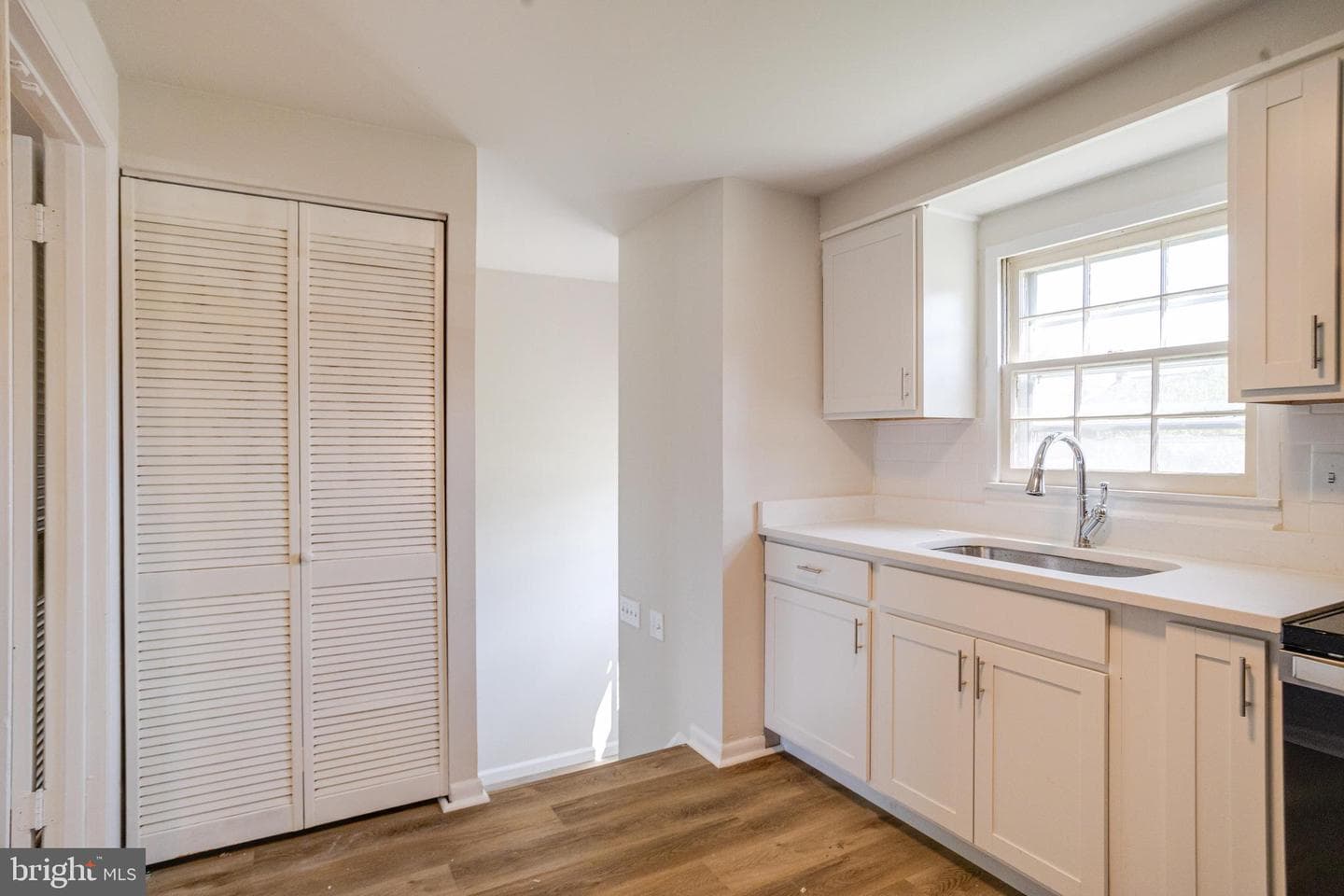 5611 Chelwynd Road photo 12