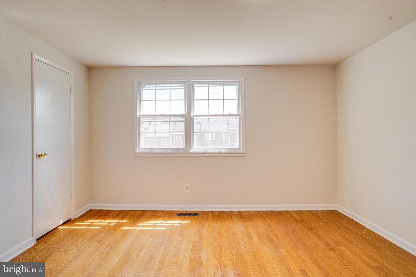 5611 Chelwynd Road photo 20