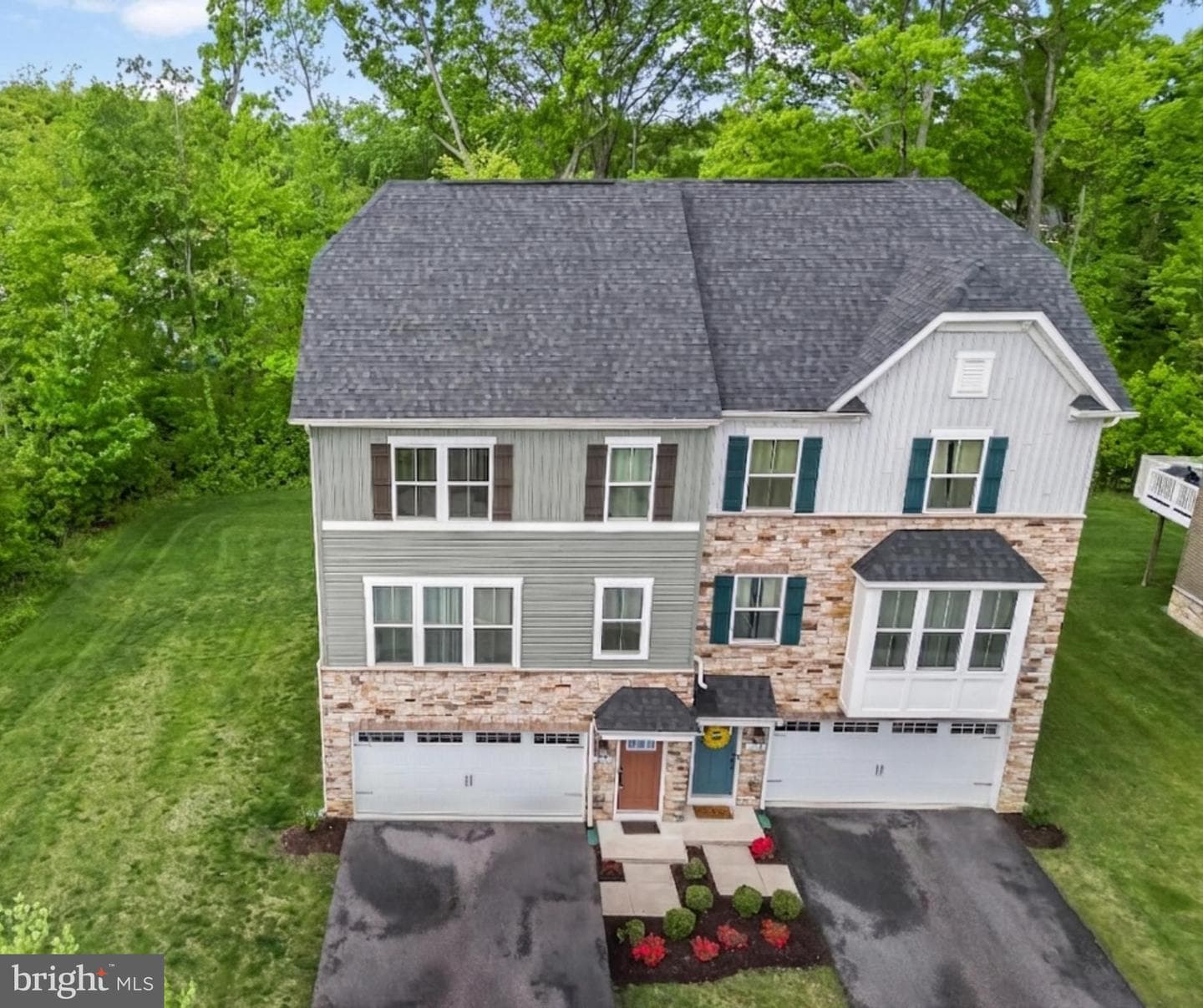 564 Katherine Ave, Essex