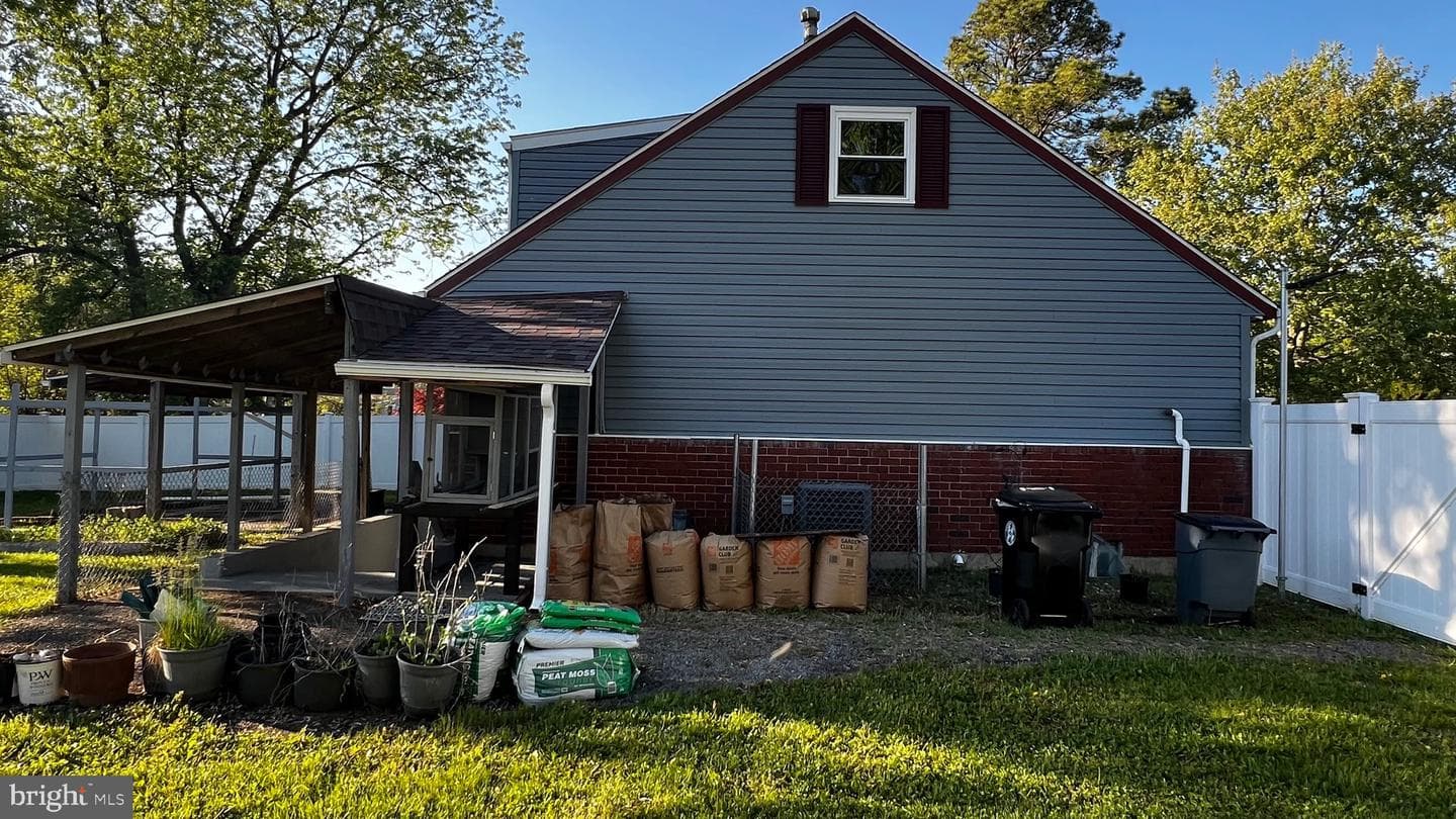 2024 Kennicott Road photo 35