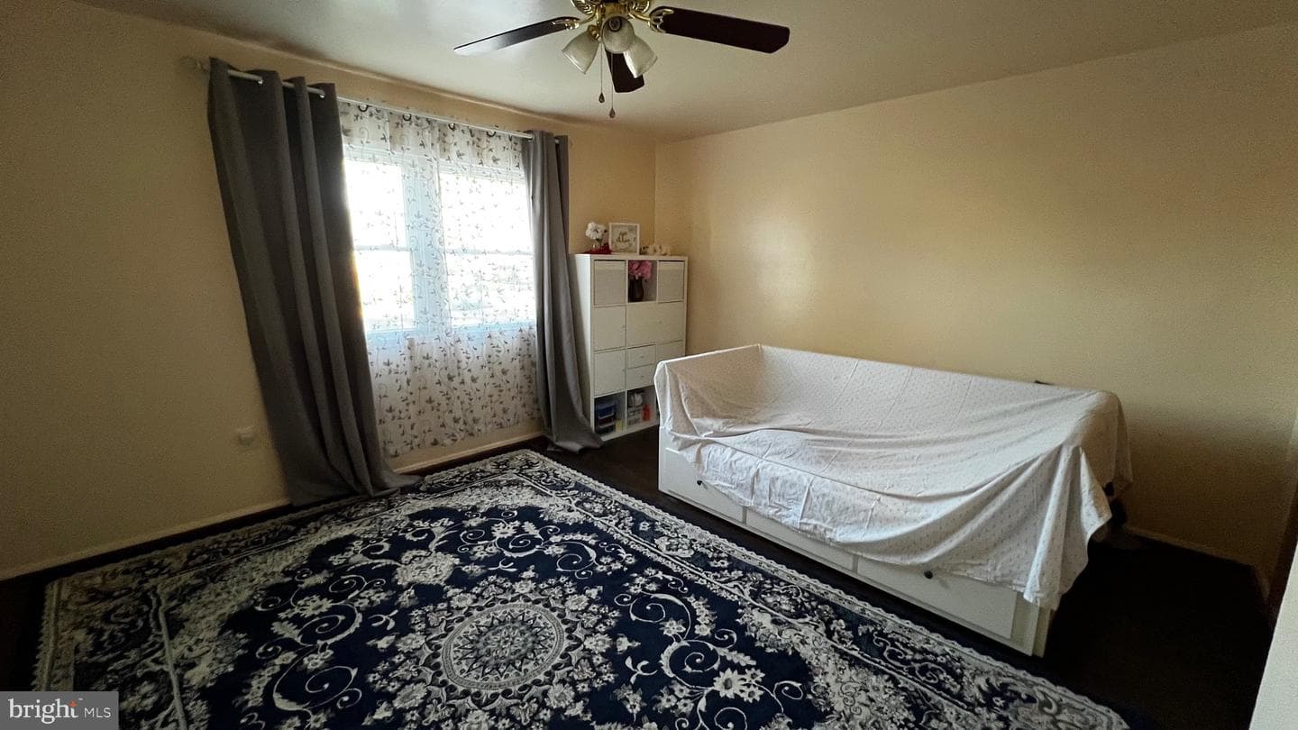 2024 Kennicott Road photo 6