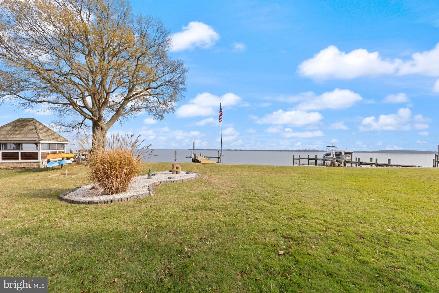 2545 Barrison Point Road photo 21