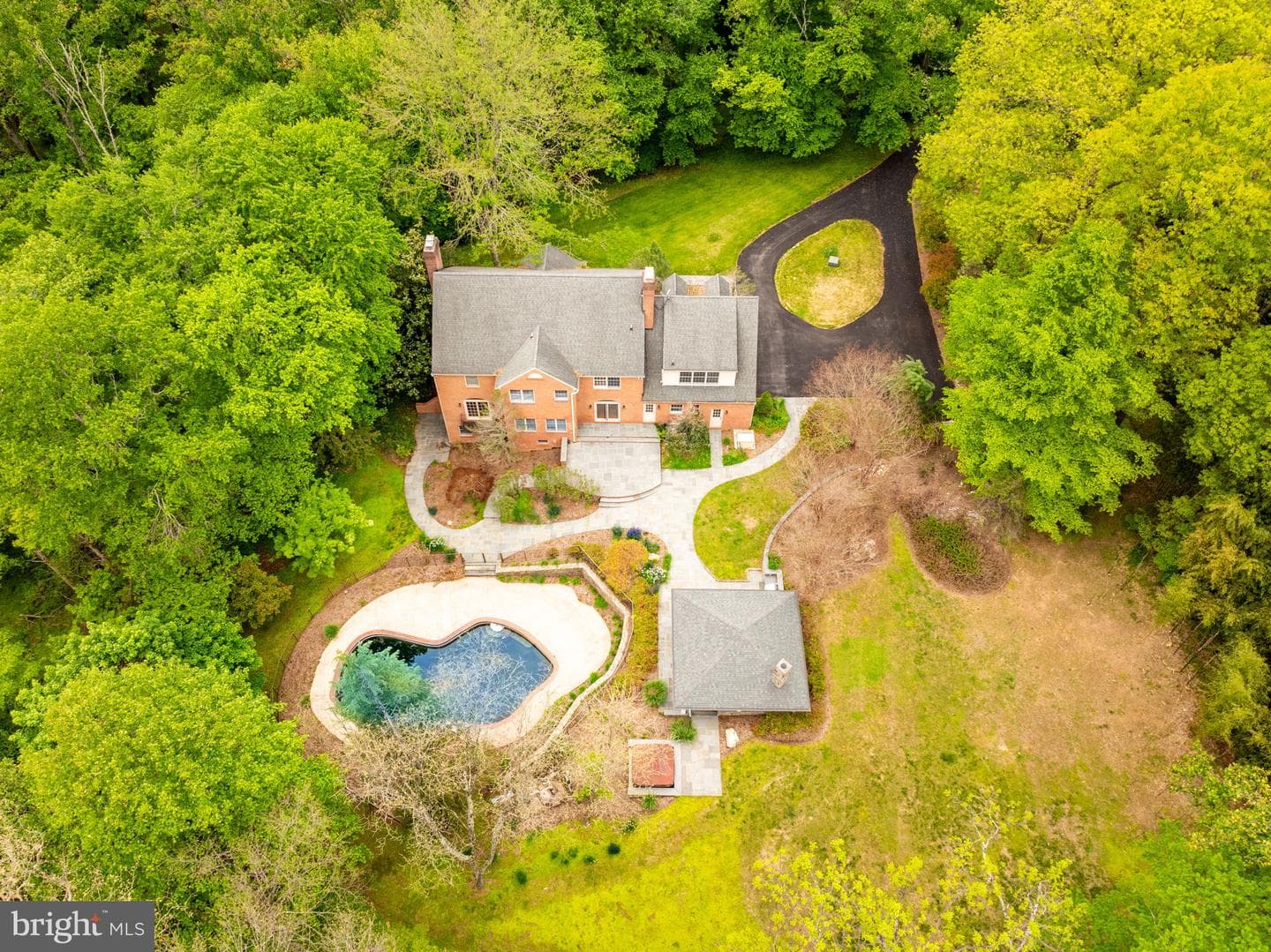 14613 Philpot Road photo 3