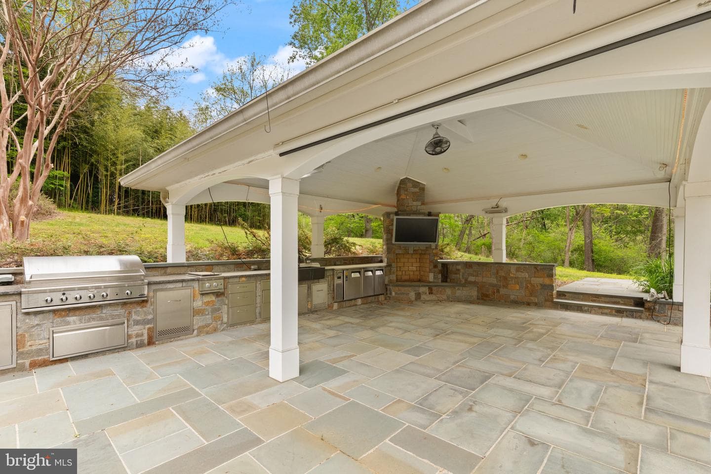 14613 Philpot Road photo 56