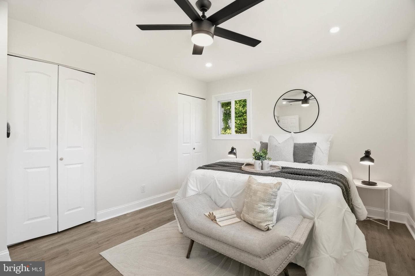 1004 Flagtree Lane photo 16