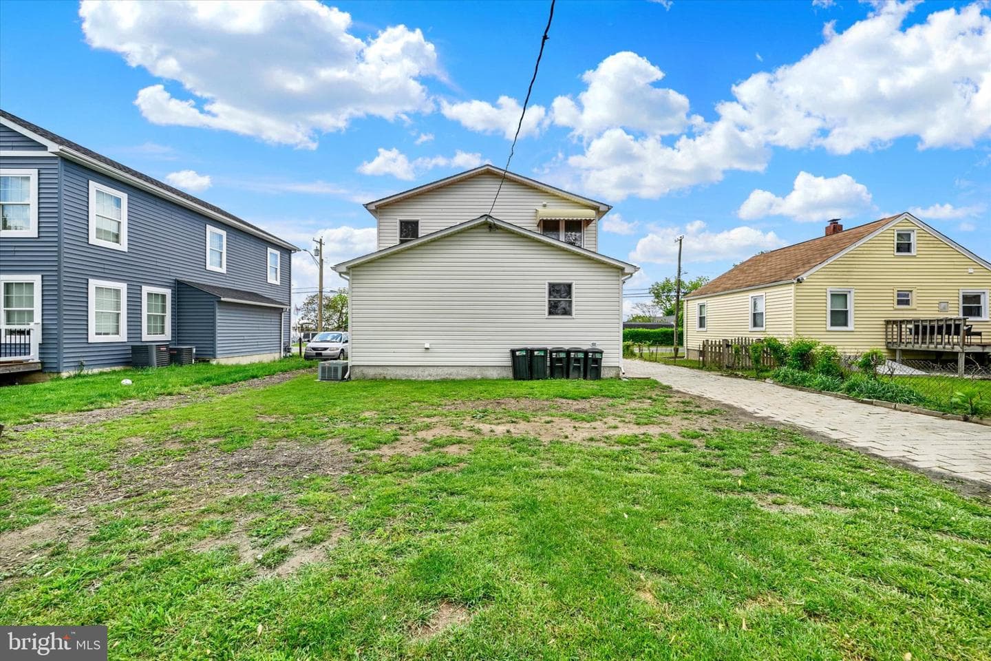 521 Riverside Drive photo 26
