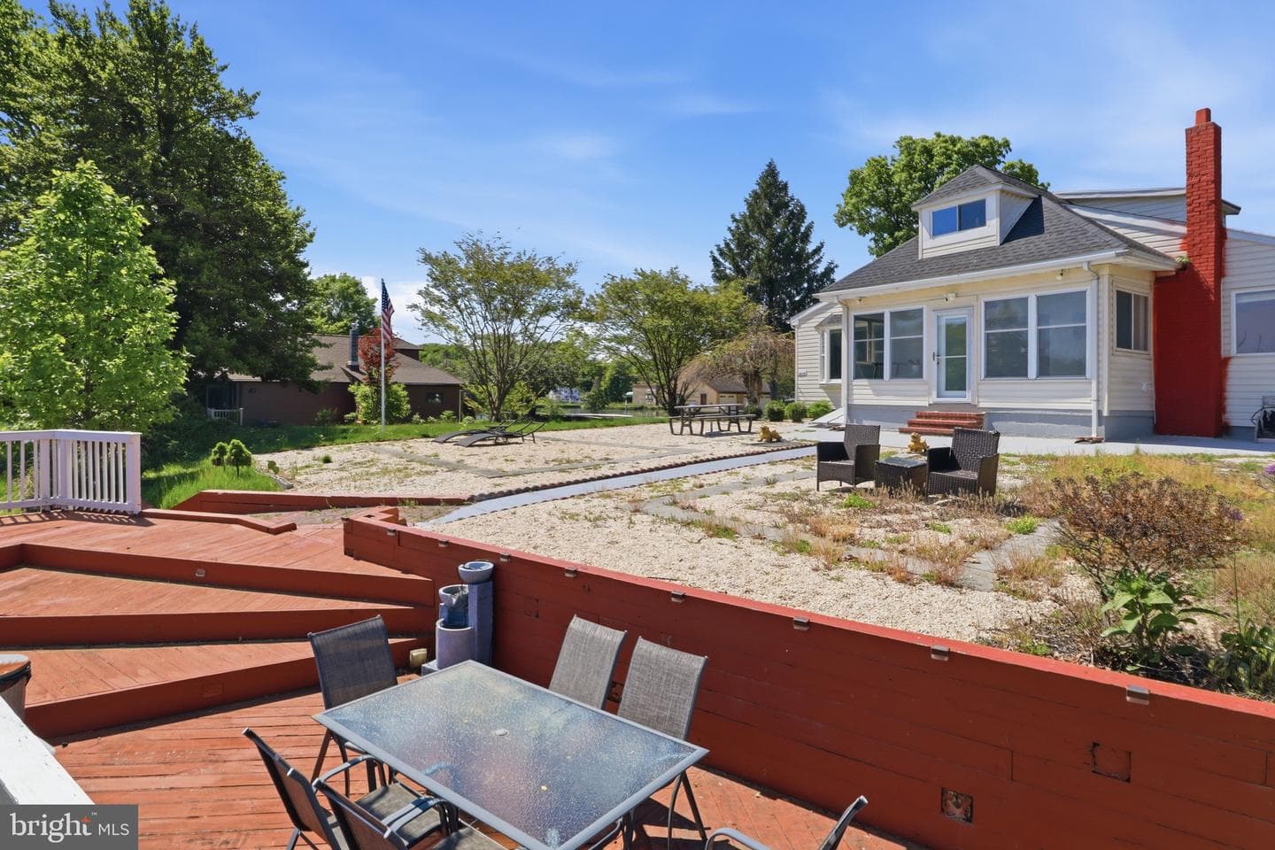 2304 Poplar photo 11