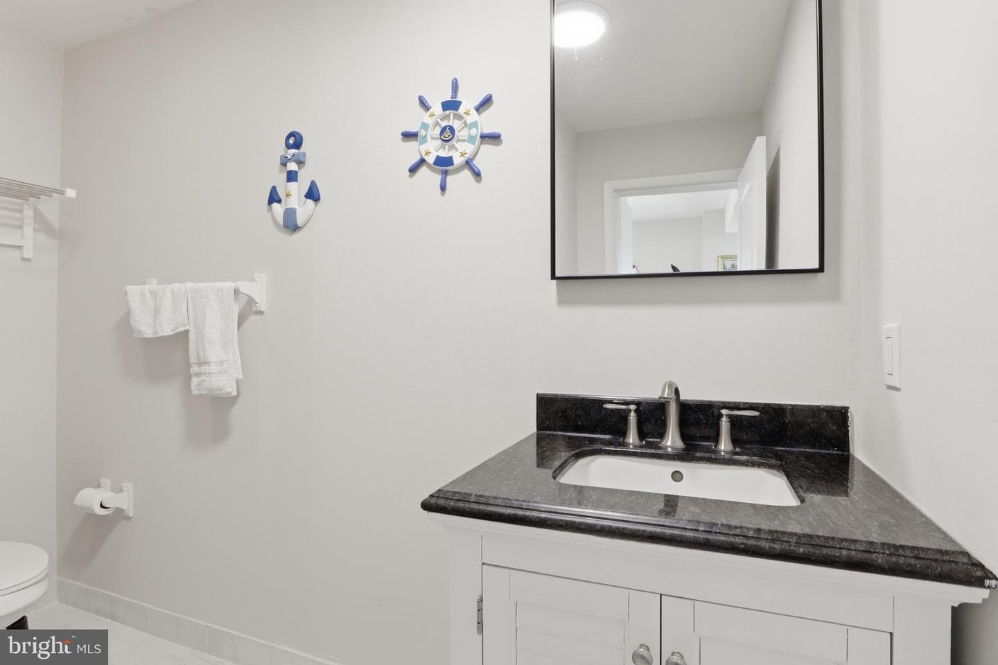 2304 Poplar photo 42