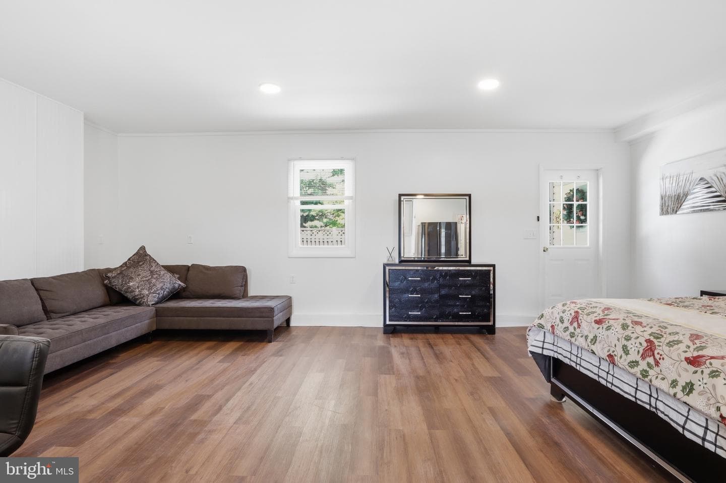 2304 Poplar photo 45
