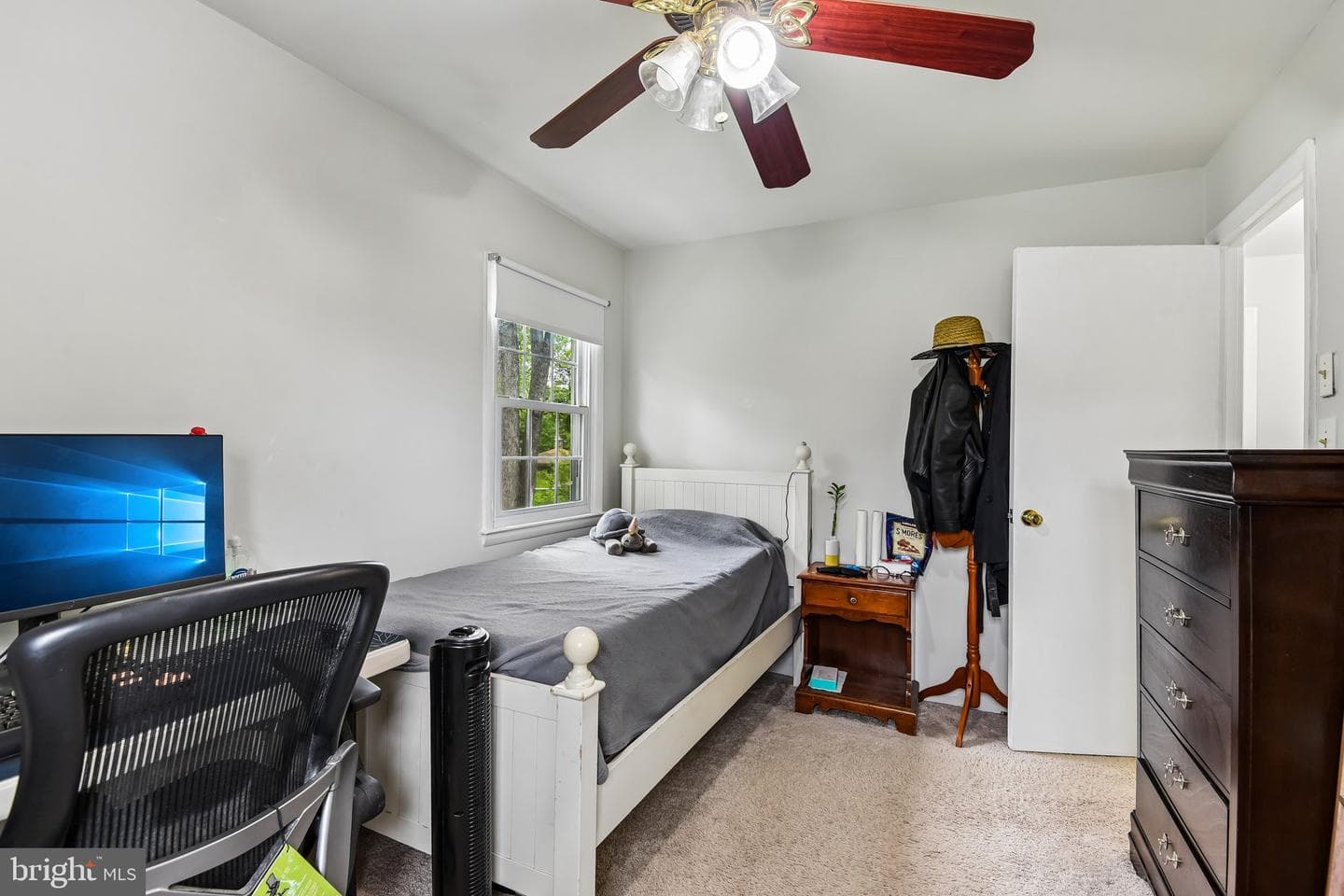 216 Glyndon Drive photo 24
