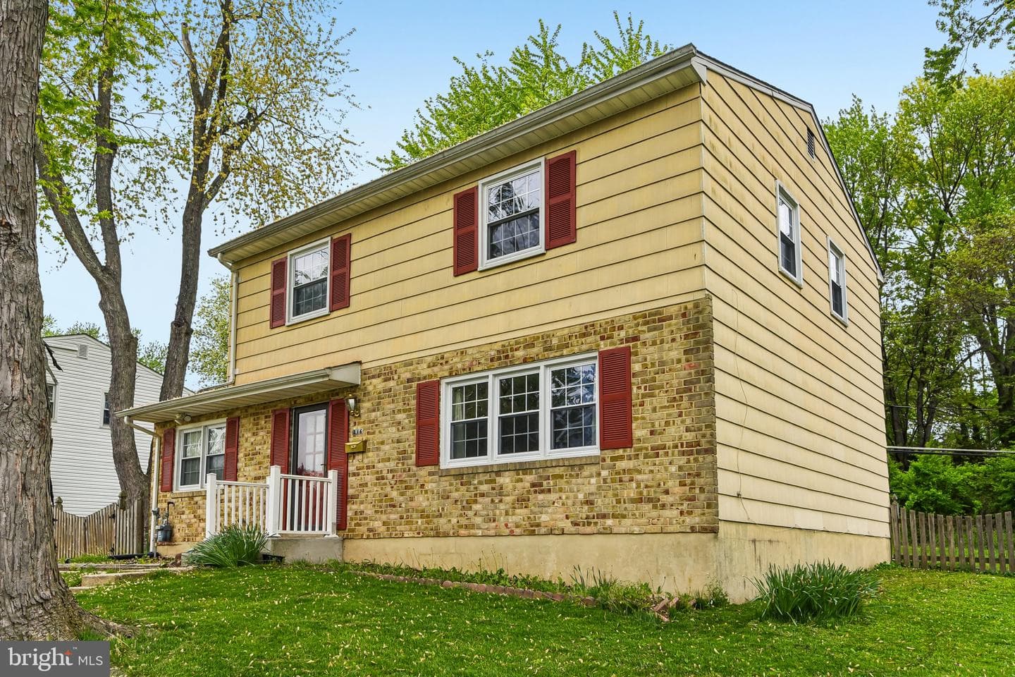 216 Glyndon Drive photo 3