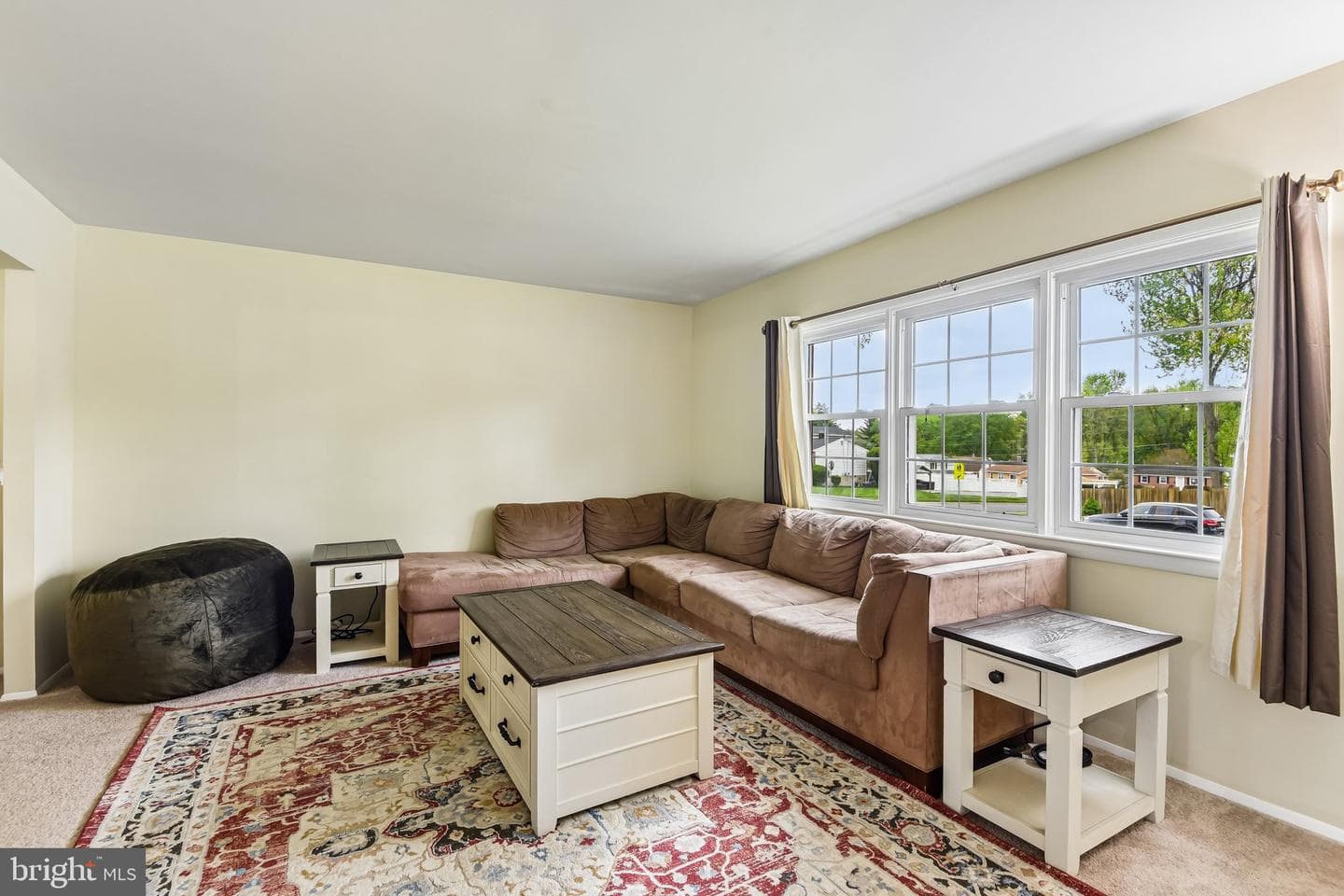 216 Glyndon Drive photo 6
