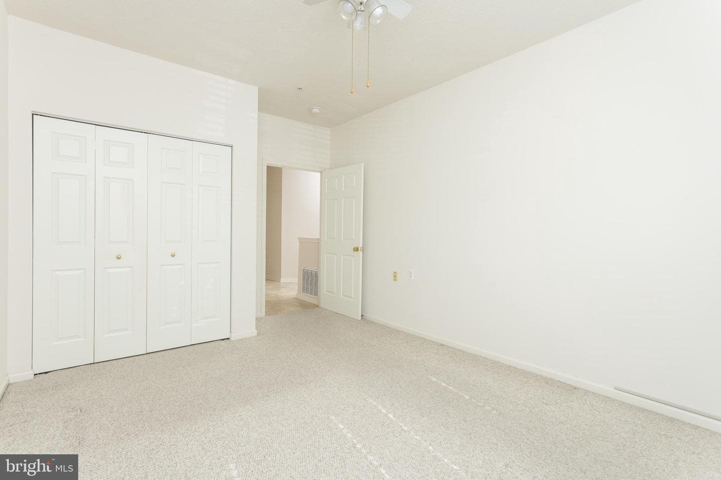 9509 Kingscroft Terrace #9509d photo 17