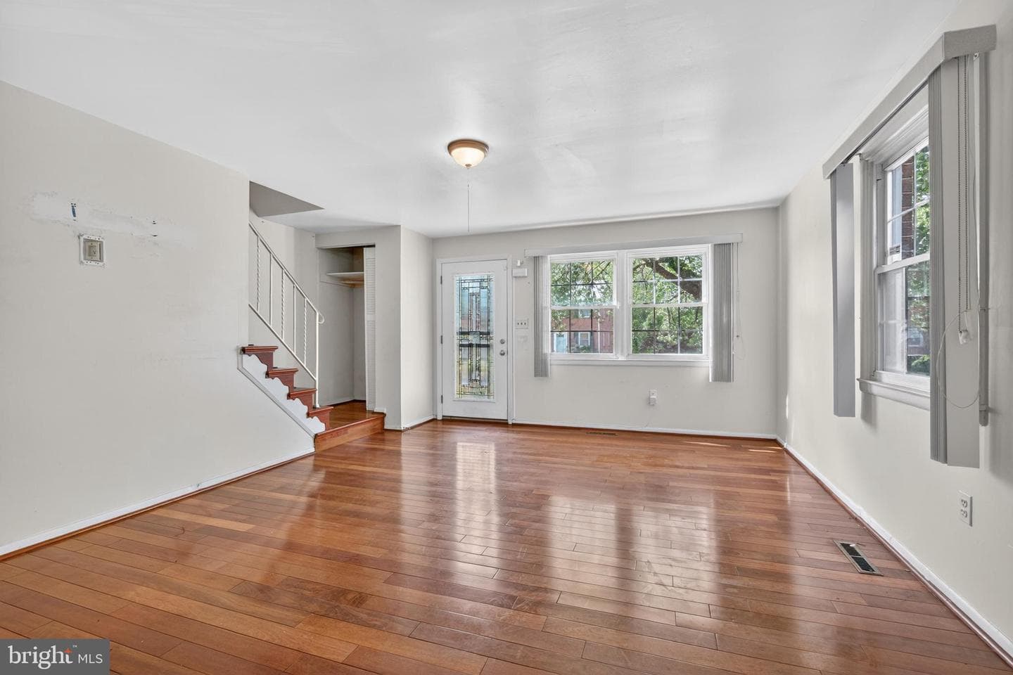 1149 Pelham Wood photo 6