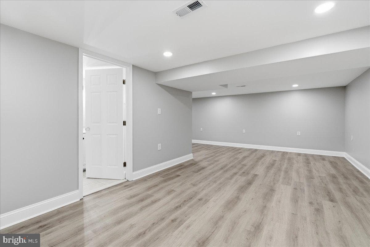 6305 Carlynn Avenue photo 27