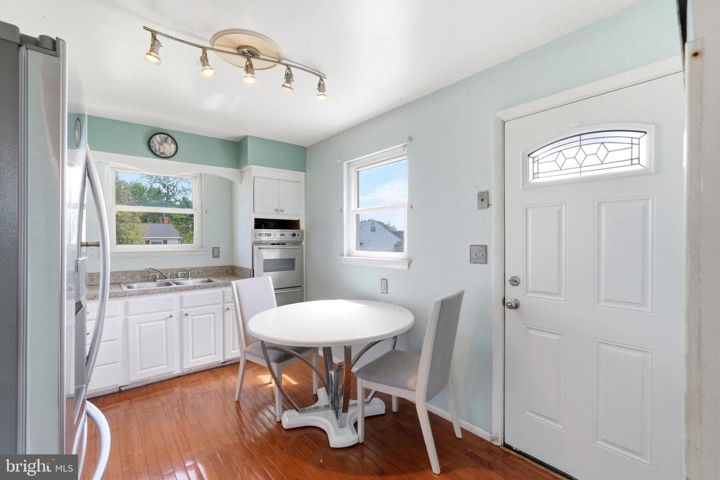 9207 Allenswood Road photo 12
