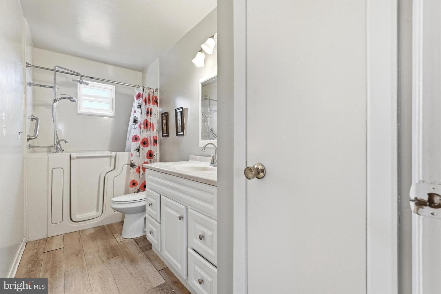 9207 Allenswood Road photo 20