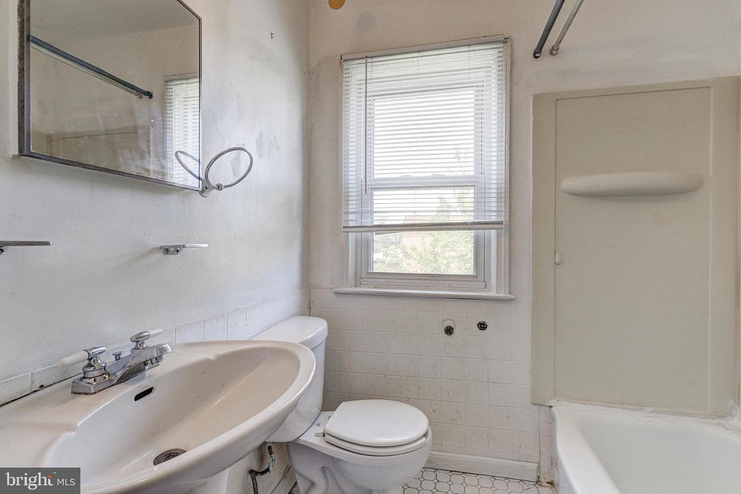 3400 Mcshane Way photo 26