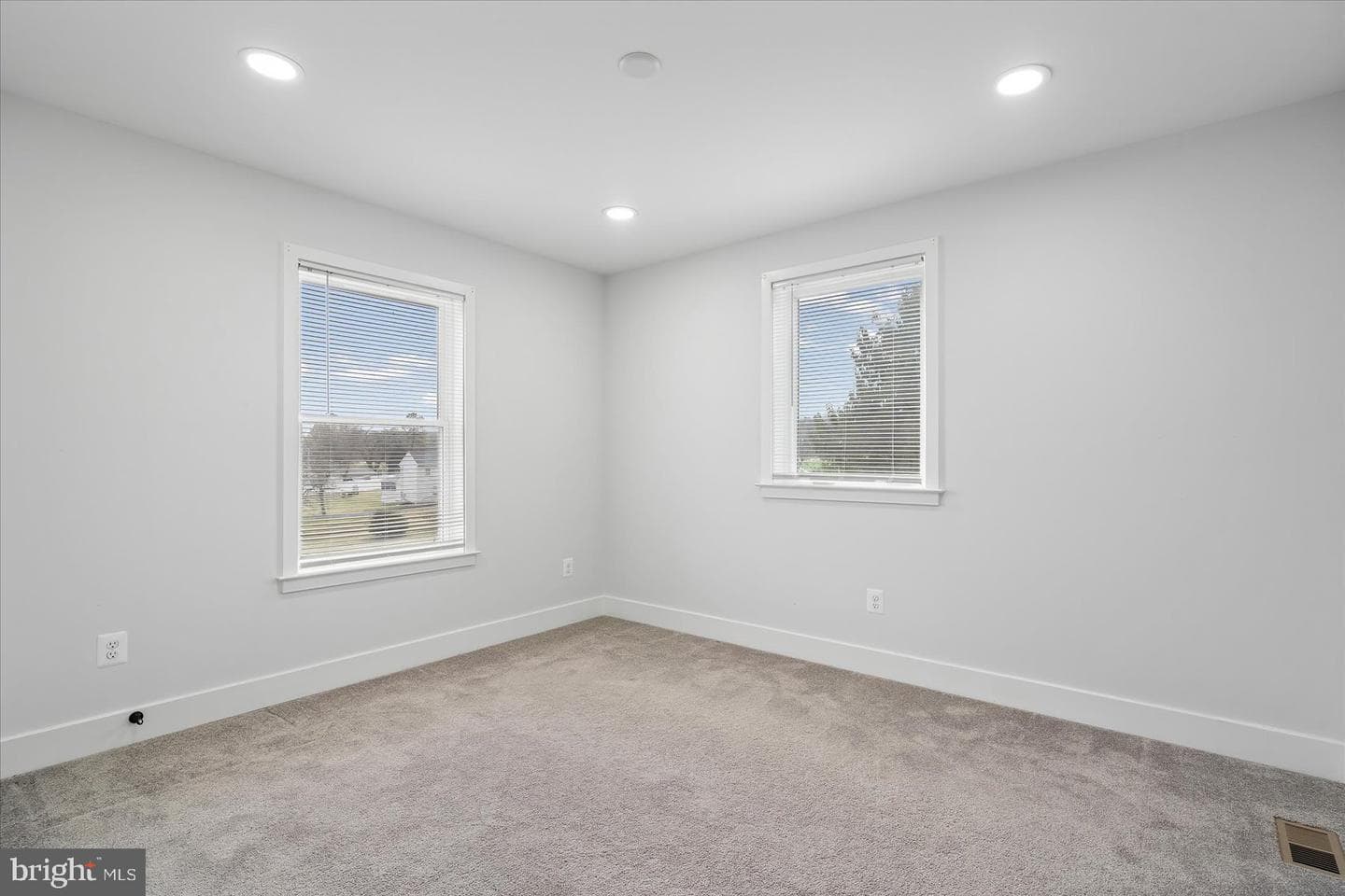 11030 Bird River Grove Road photo 40
