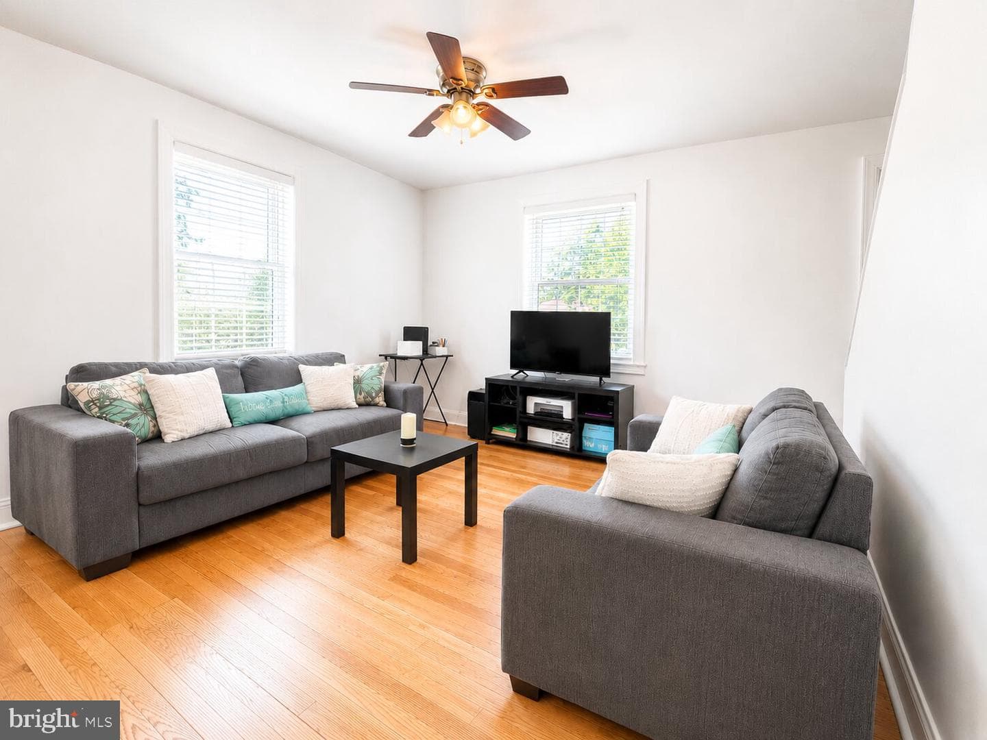 7901 Rolling View Avenue #a photo 9