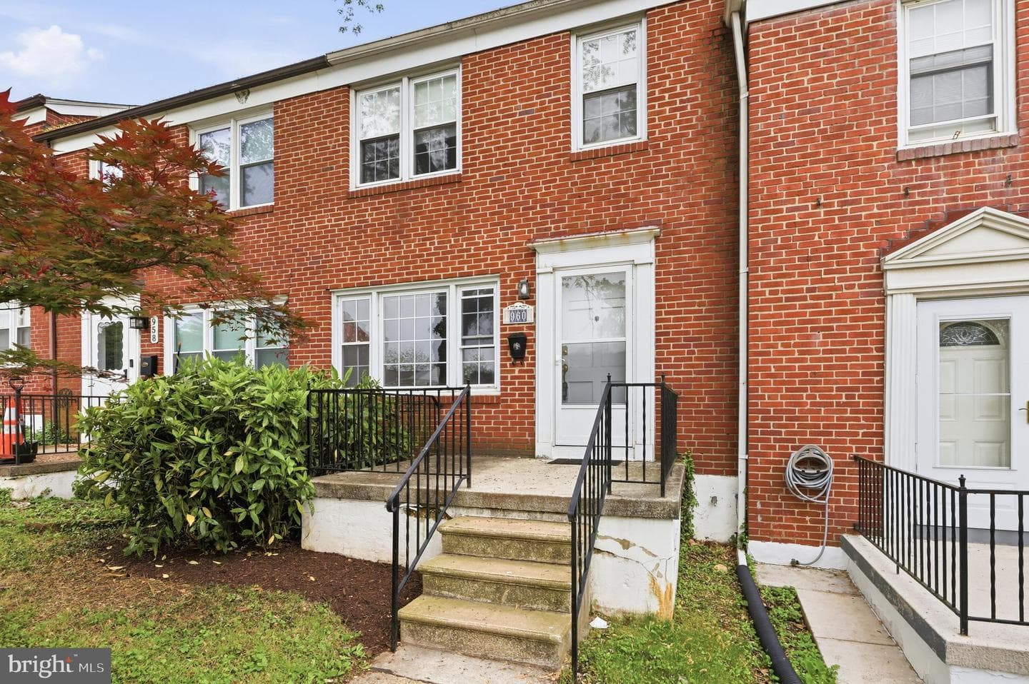 960 Fairmount Avenue photo 3