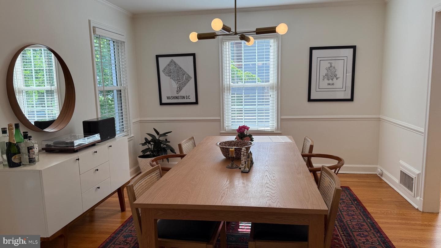 602 Kingston Road photo 10