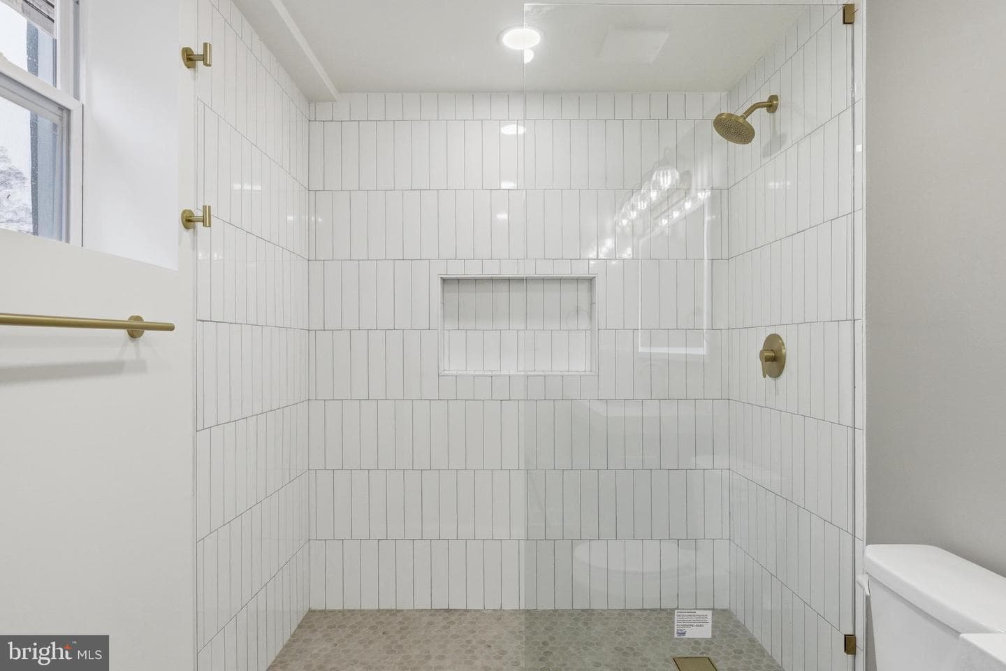 5434 Dogwood photo 23