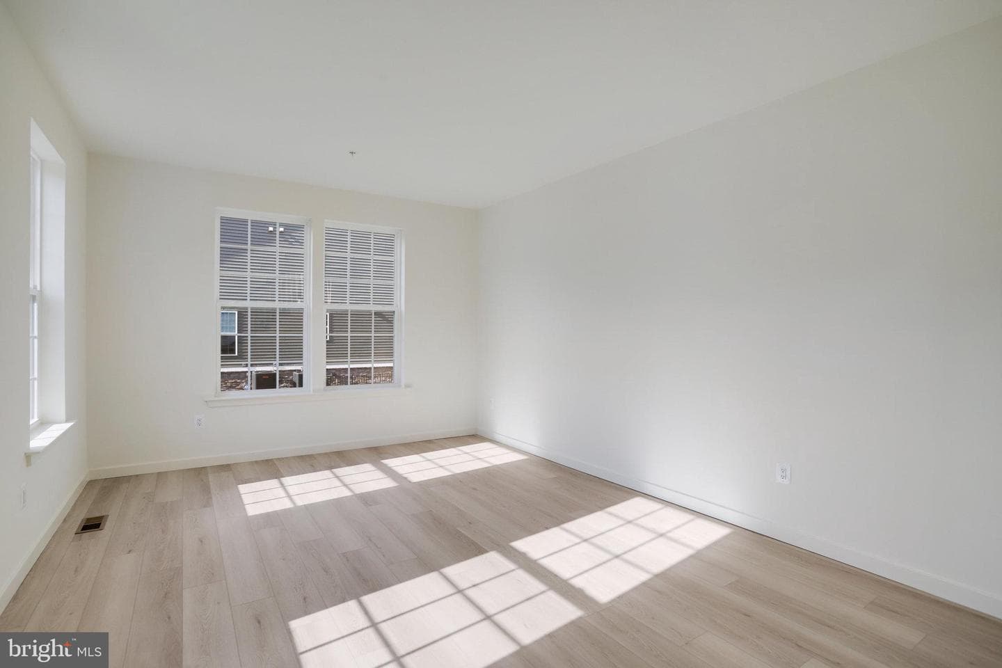 701 Berrymans Lane photo 12