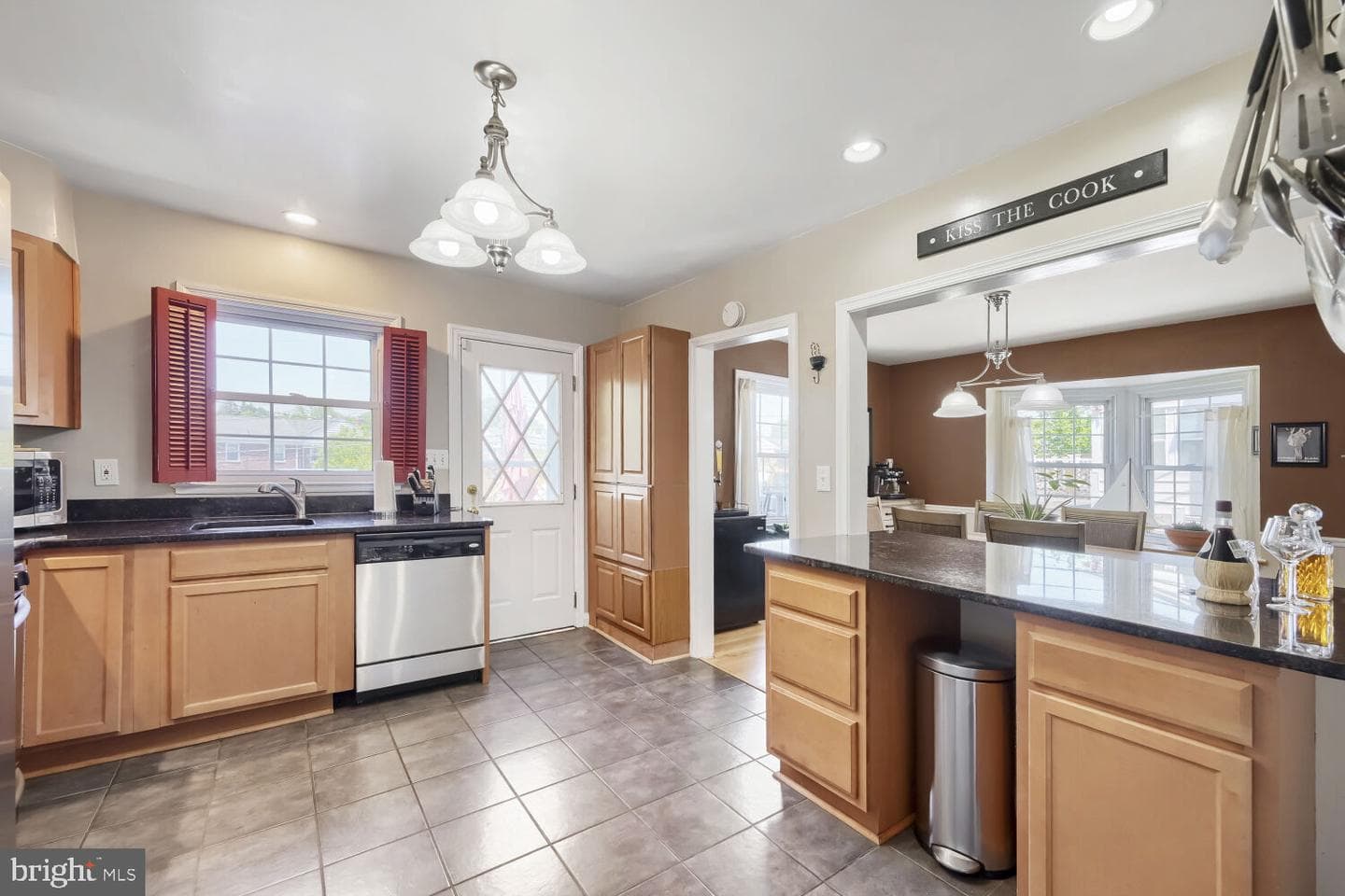 1827 Edgewood Road photo 12