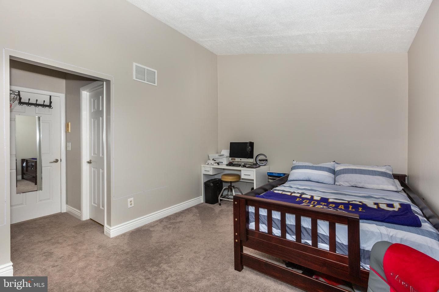 15016 Wheeler Lane photo 35