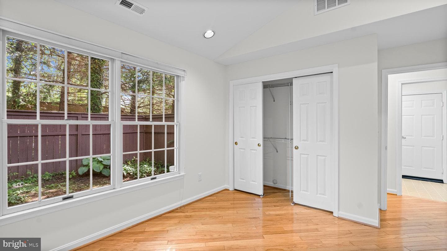 24 Stags Leap Court photo 23