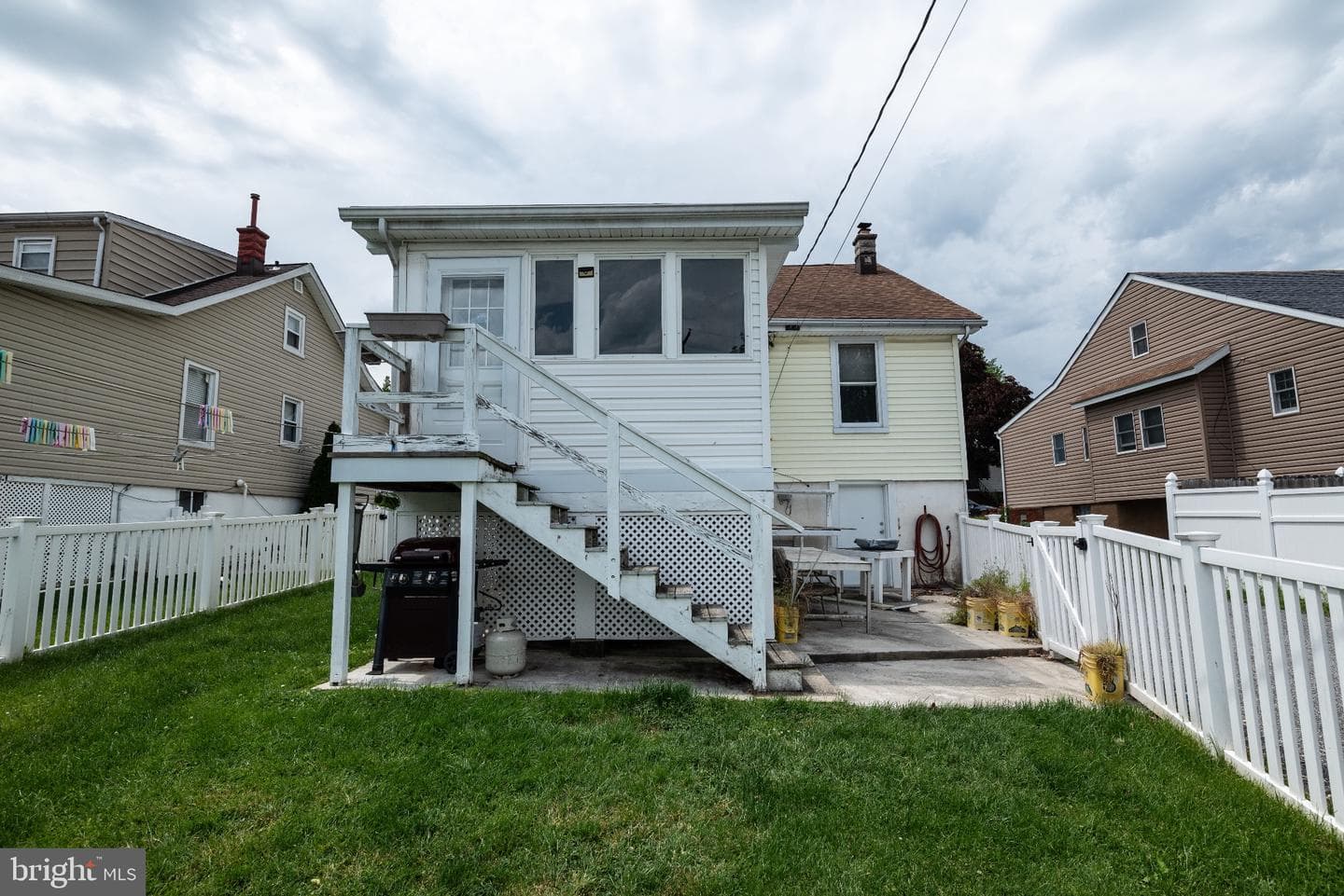 119 Leslie Avenue photo 22