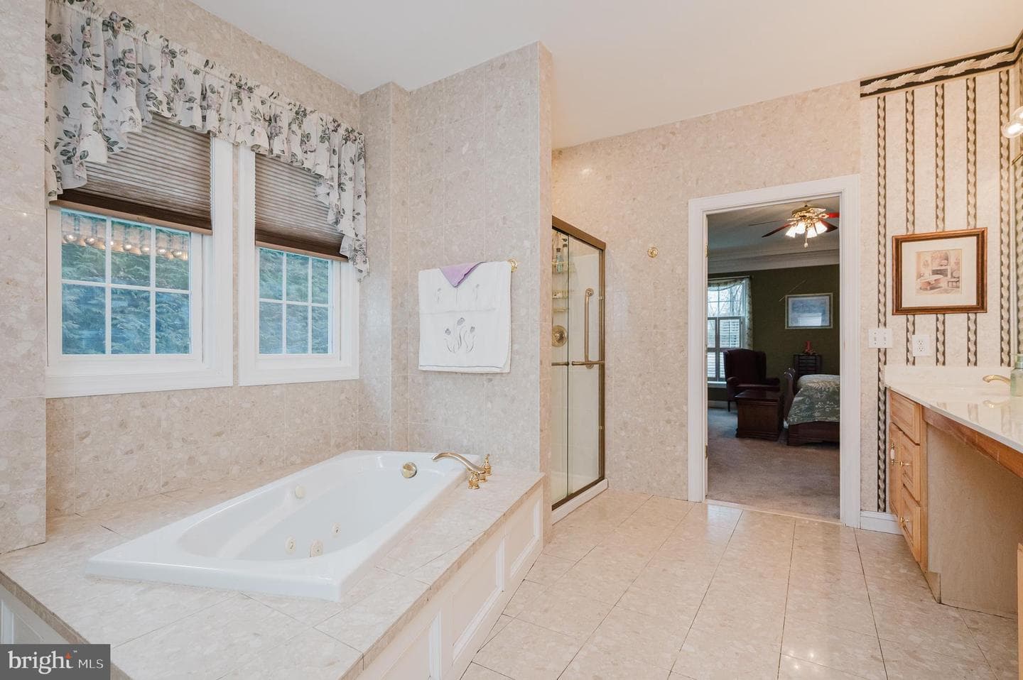 11604 Jerome Avenue photo 15