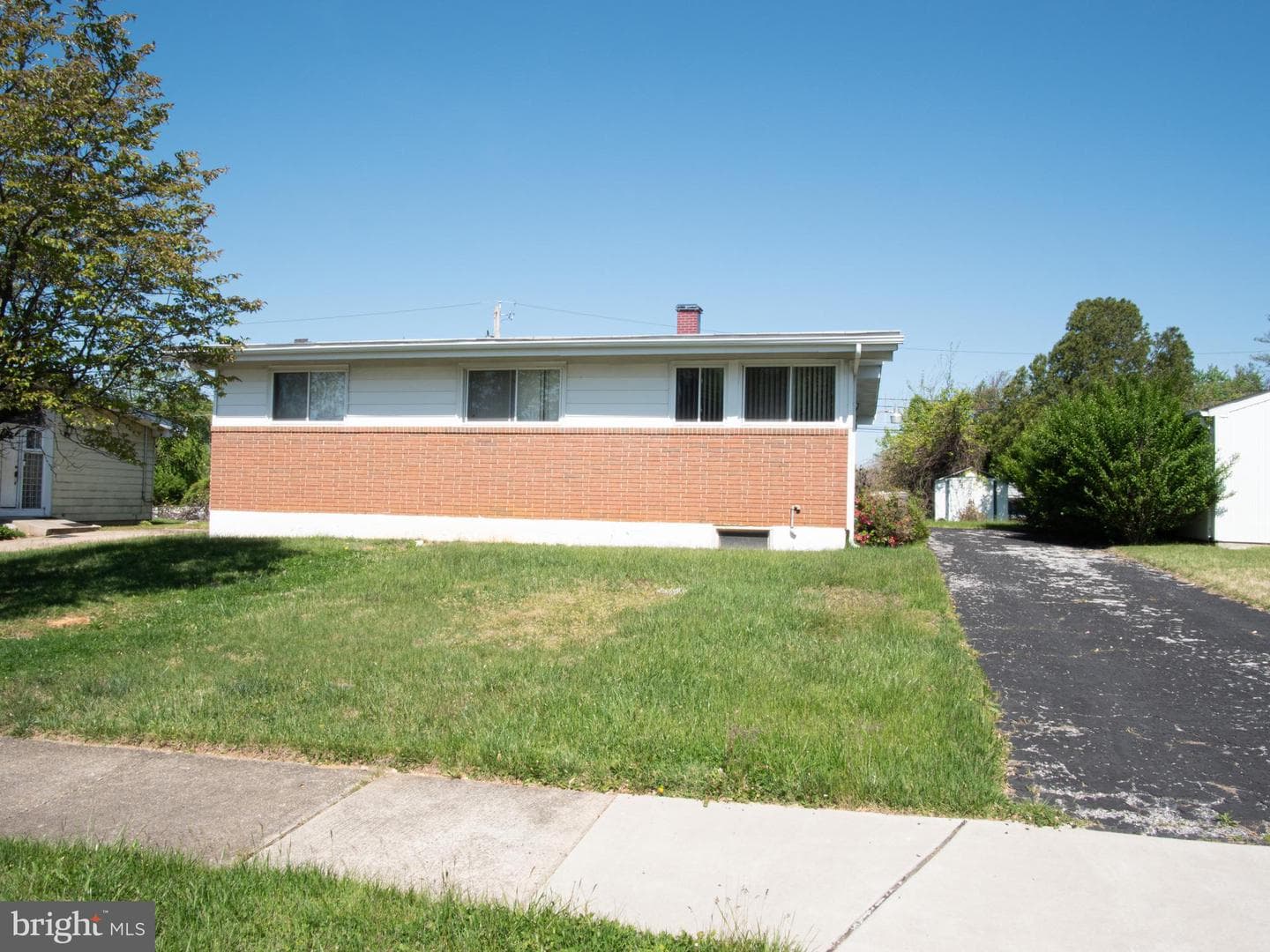 4726 3 Oaks Road photo 3
