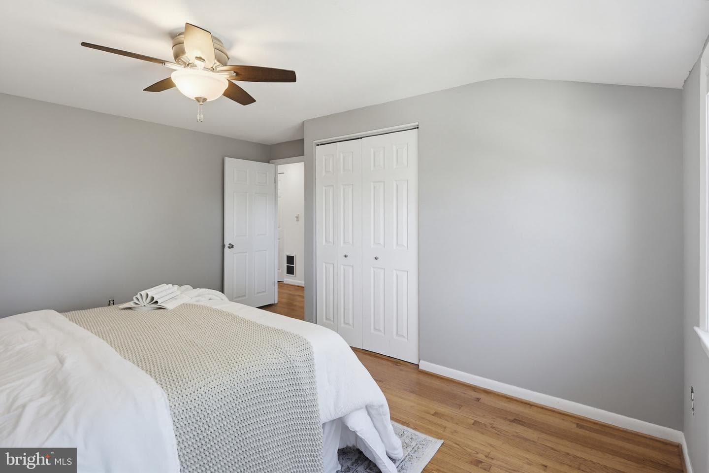 1163 Linden Avenue photo 15