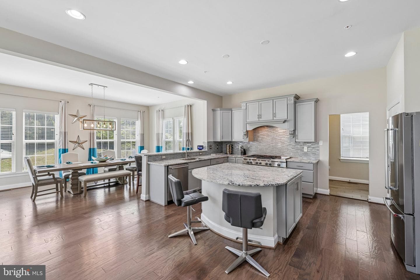 6517 Totteridge photo 12