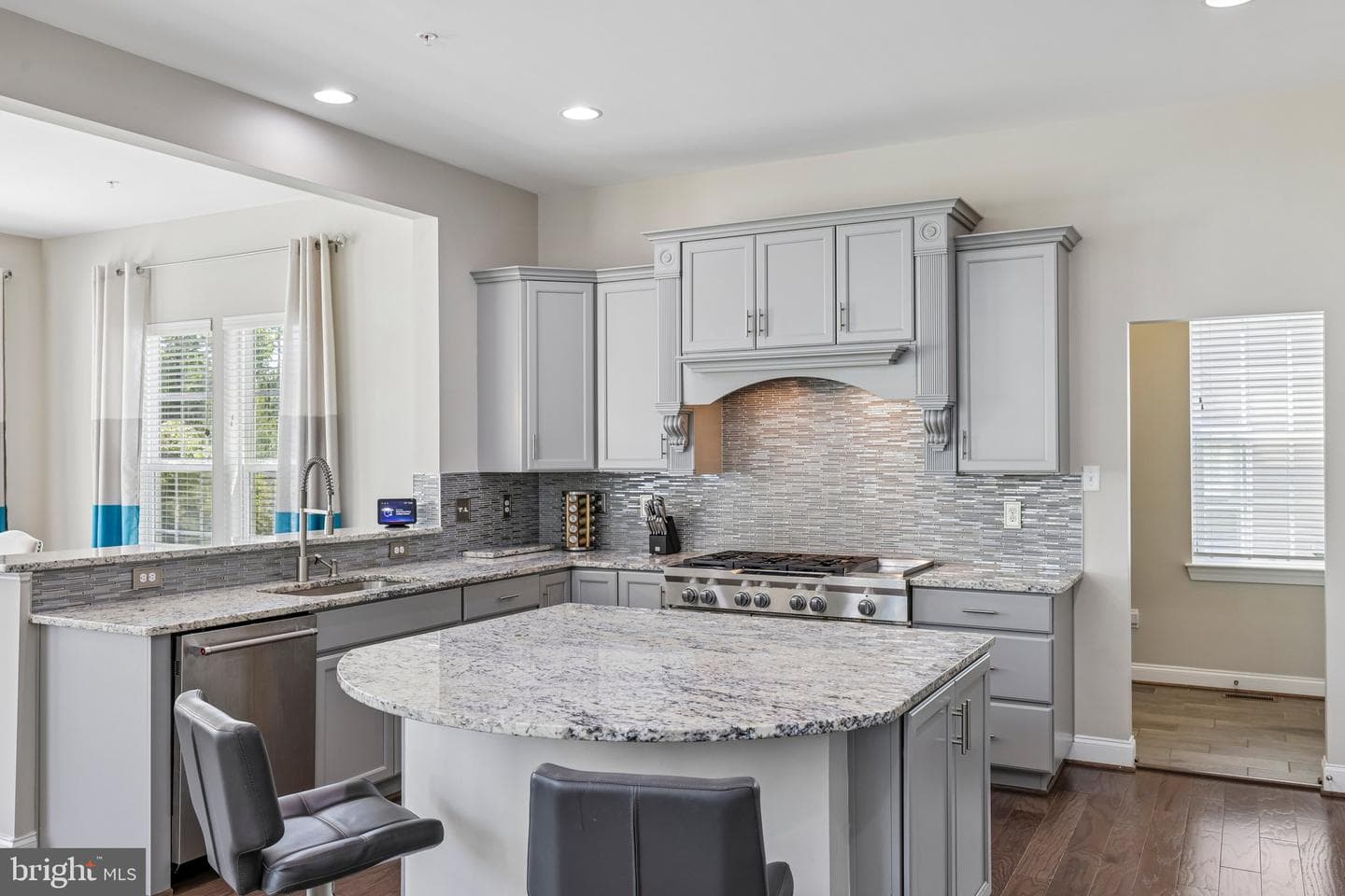 6517 Totteridge photo 13