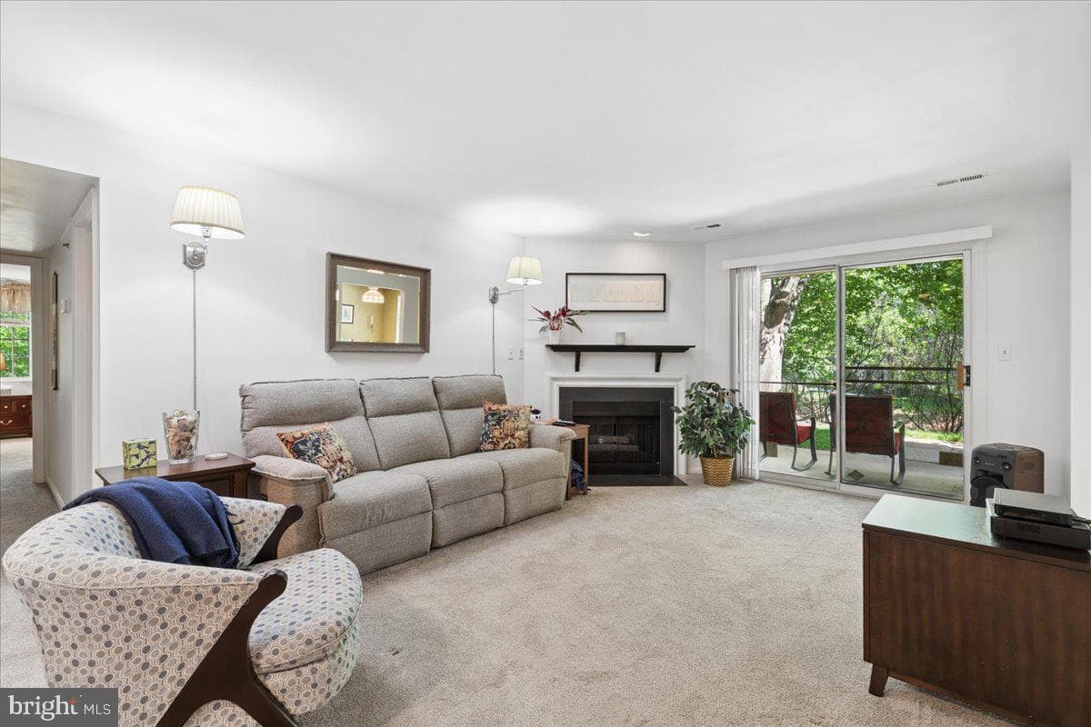402 Rockfleet Road #102 photo 10
