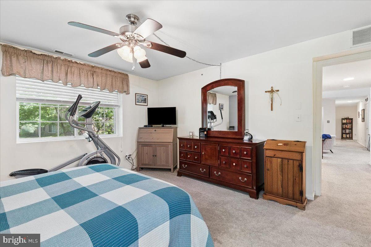 402 Rockfleet Road #102 photo 27