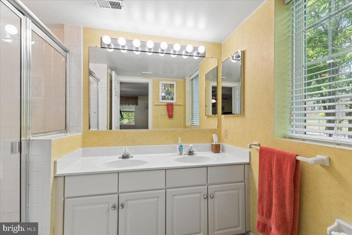 402 Rockfleet Road #102 photo 32