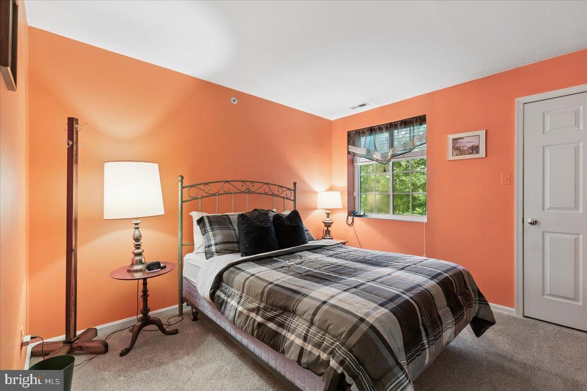 402 Rockfleet Road #102 photo 35